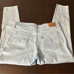 Levi's Women's Light Blue Jeans